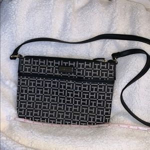 Tommy Hilfiger crossbody bag